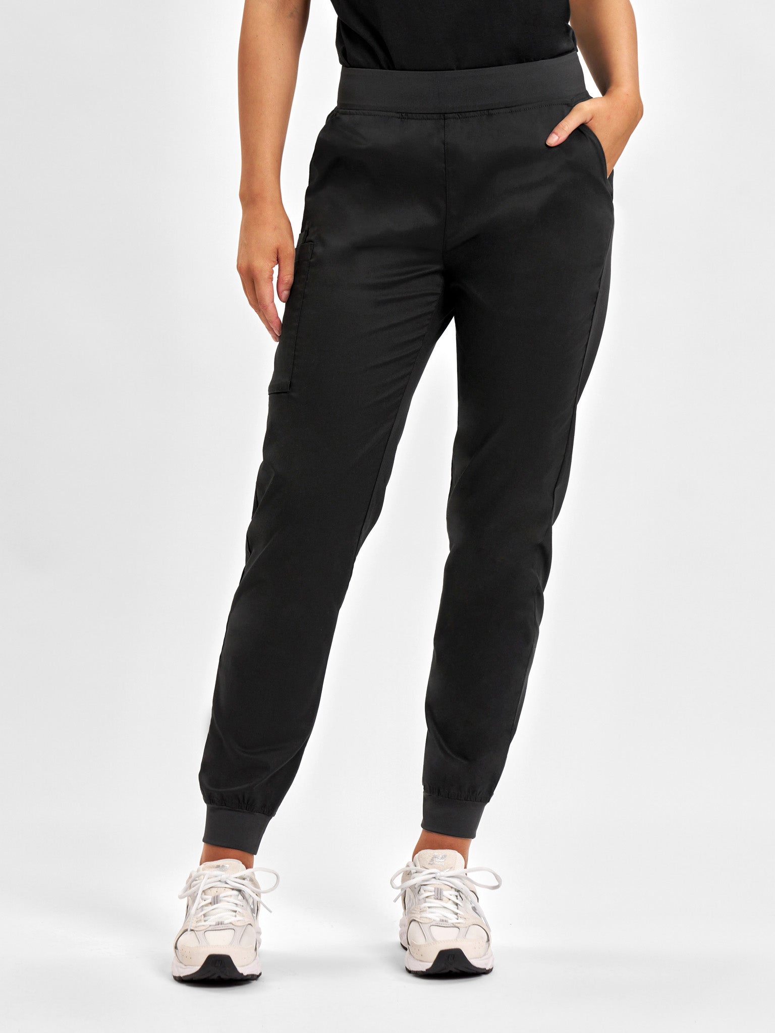 Riley Womens Slim Leg Jogger Scrub Pant