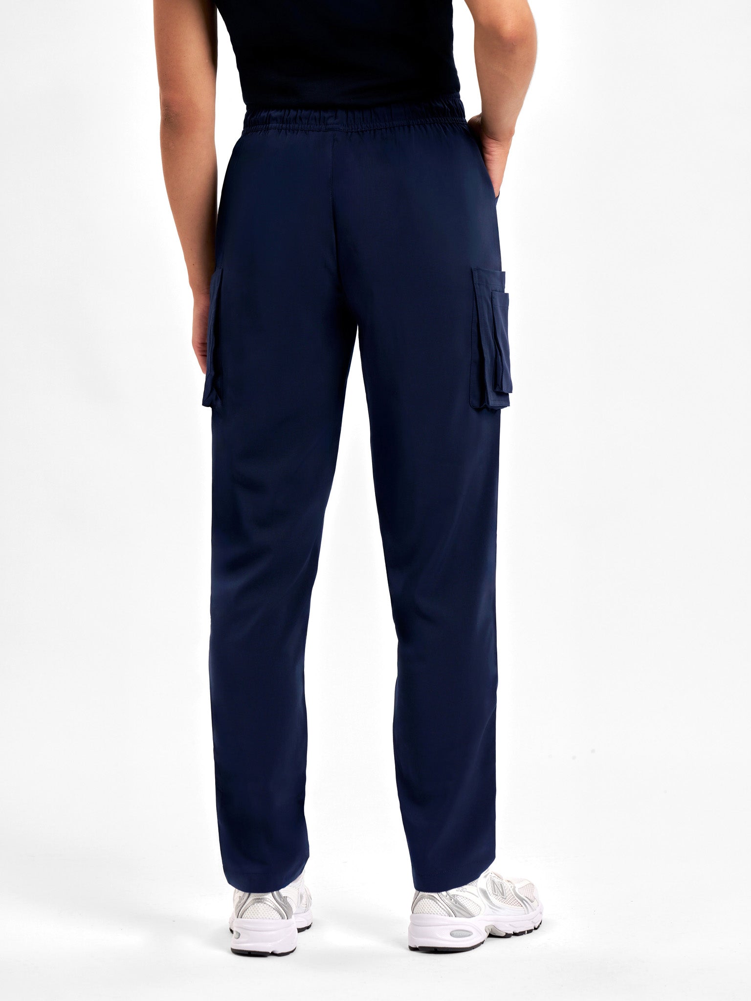 Avery Womens Slim Leg Scrub Pant