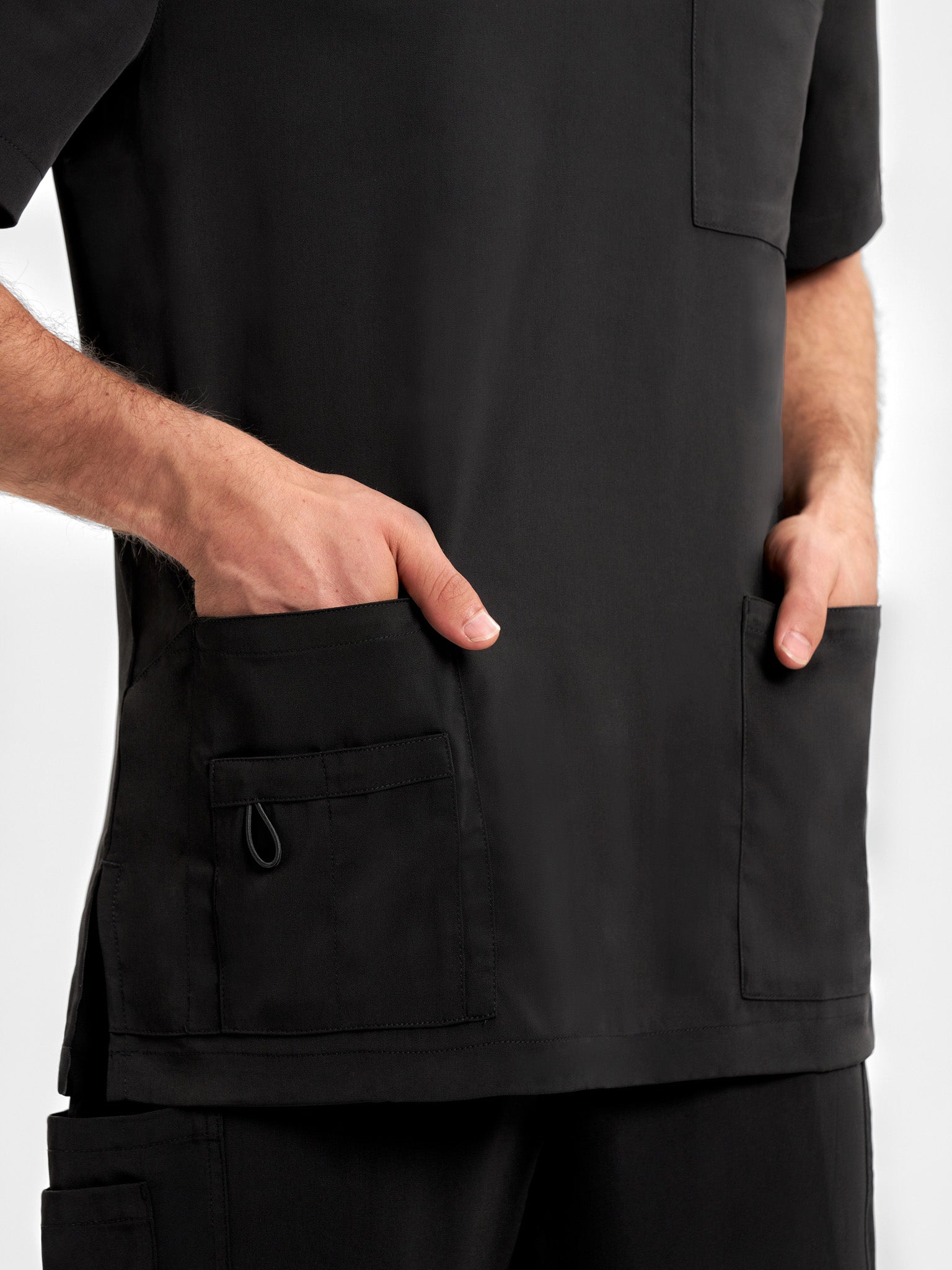 Avery Mens V-Neck Scrub Top