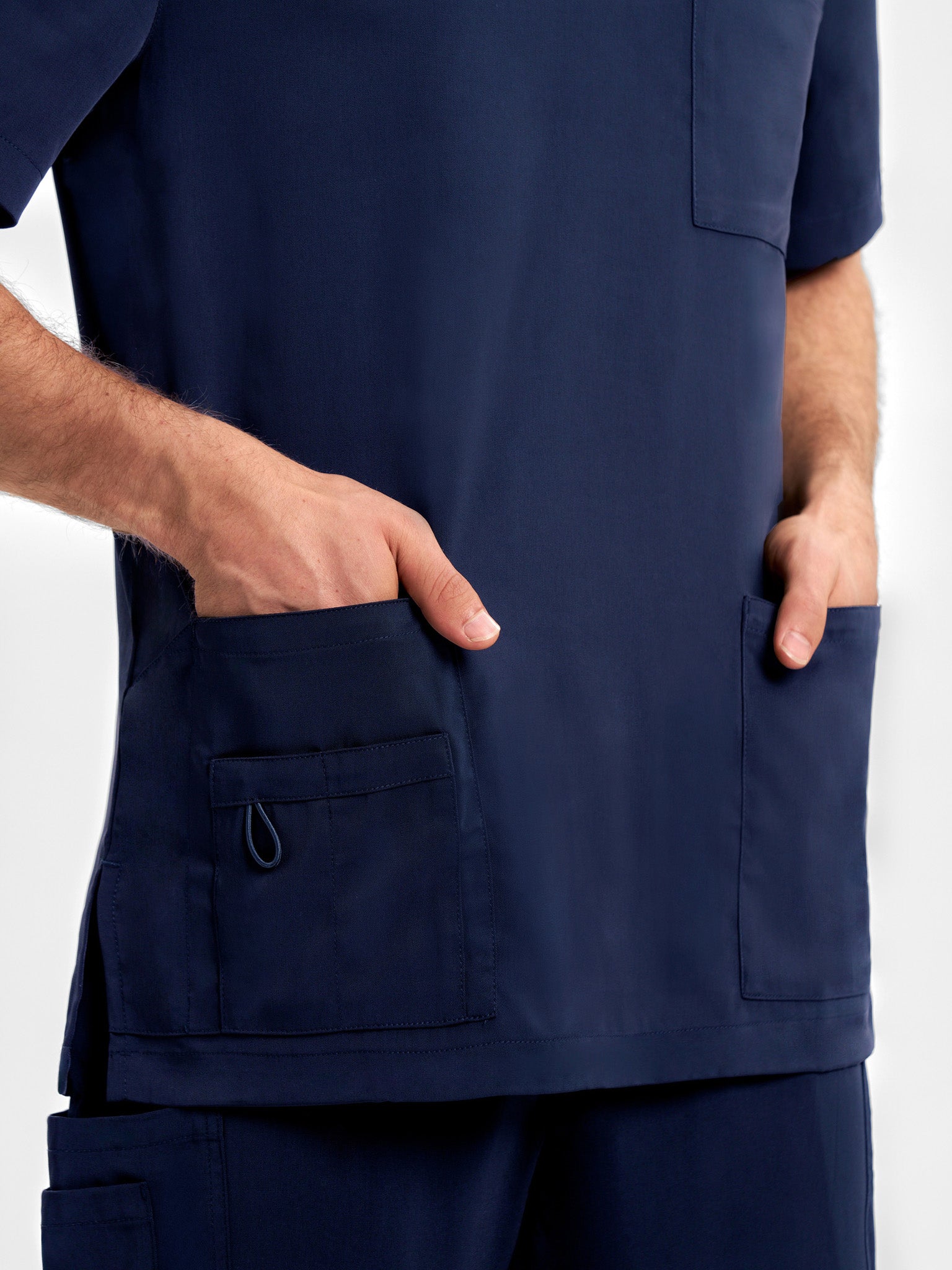 Avery Mens V-Neck Scrub Top