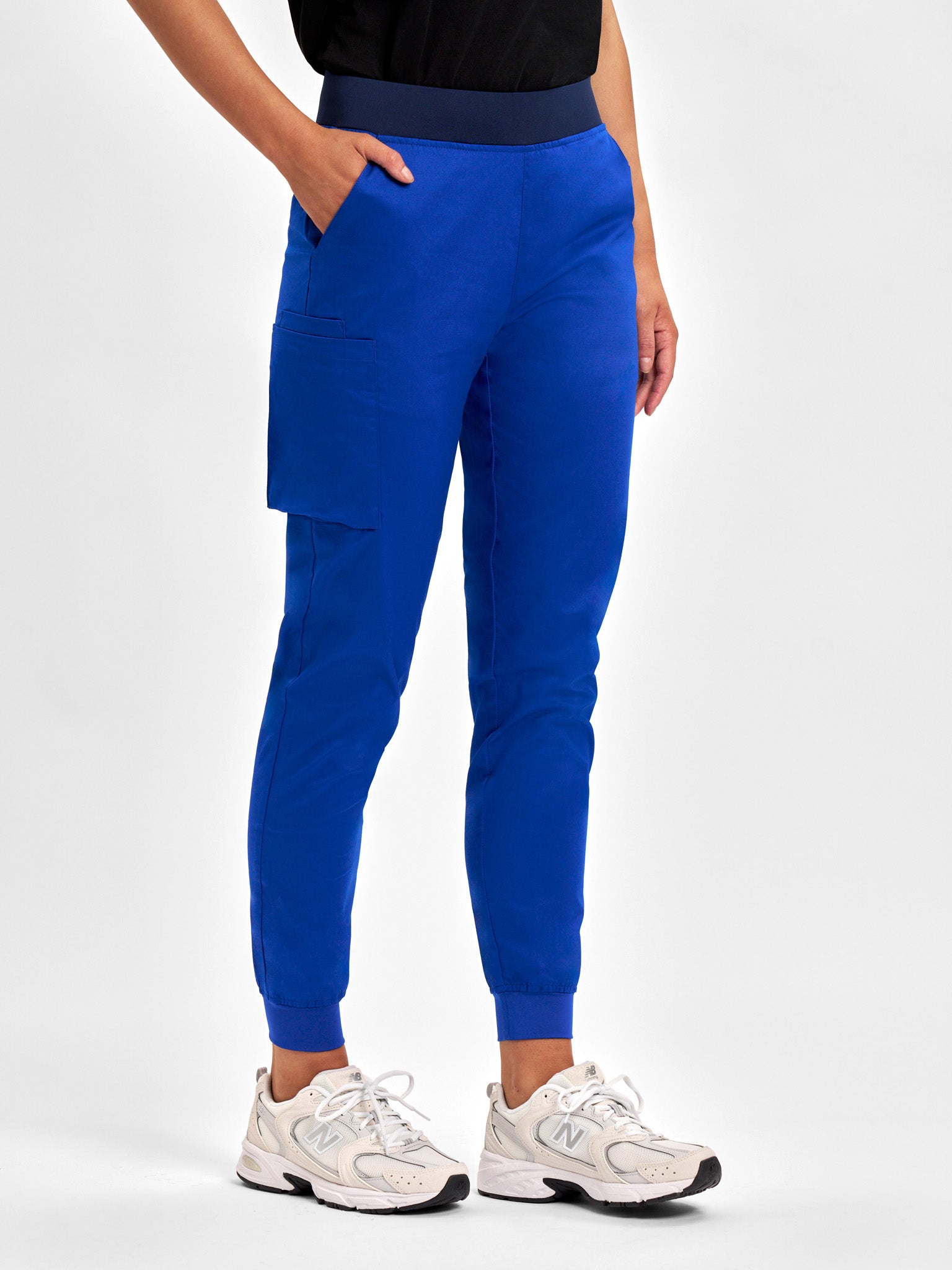 Riley Womens Slim Leg Jogger Scrub Pant