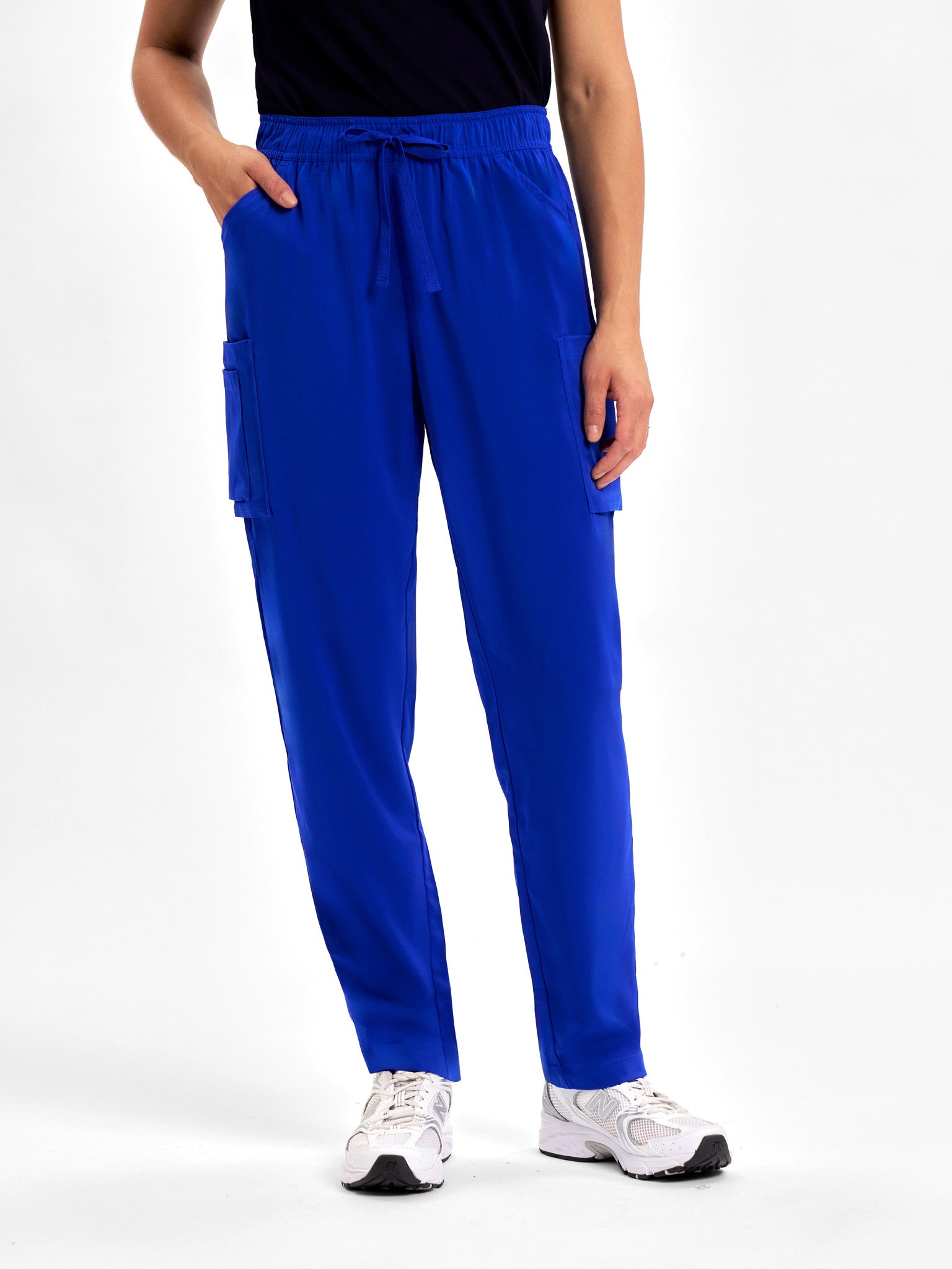 Avery Womens Slim Leg Scrub Pant